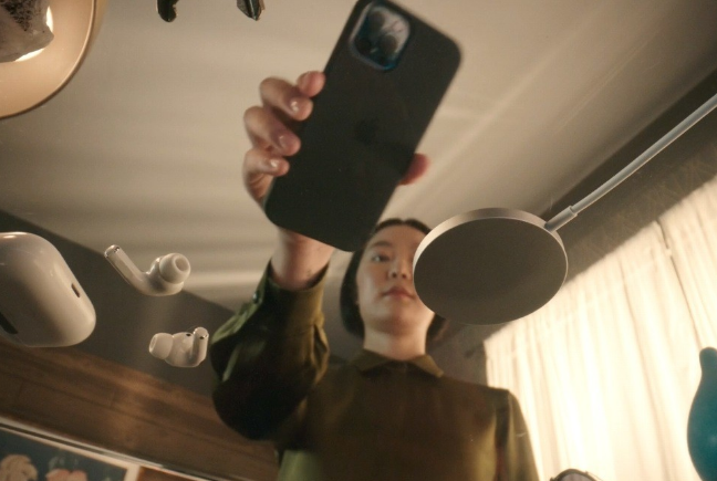 電源適配器廠家|手機使用無線充電輻射大嗎？